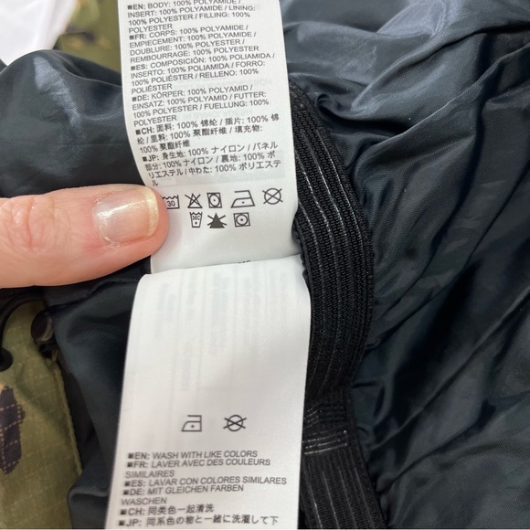 ARMADA BERGS INSULATED WATERPROOF MENS LARGE JACKET for your outdoor adventure! - Picture 11 of 13